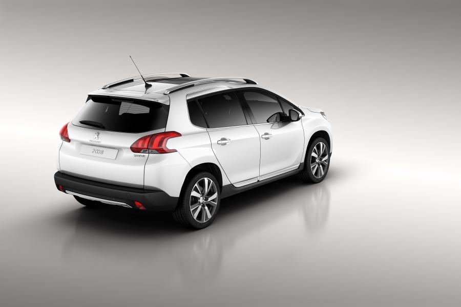  Peugeot 2008 2013 года  (фото 8 из 51)